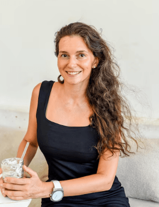 Dr. Émilie Claverie